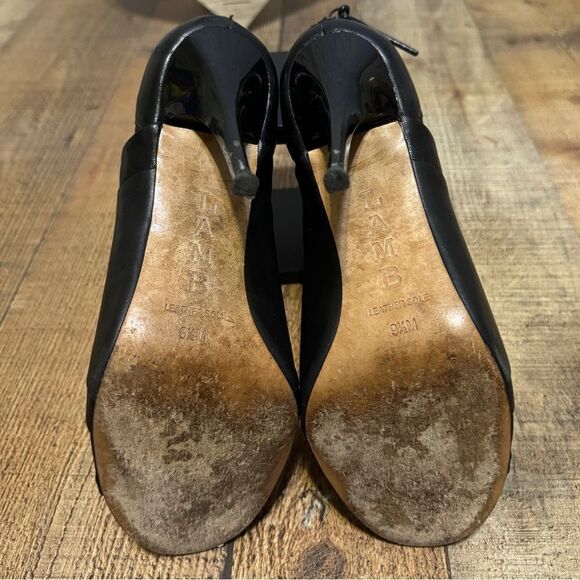 L.A.M.B Deedra Black on Black Booties - Picture 9 of 12